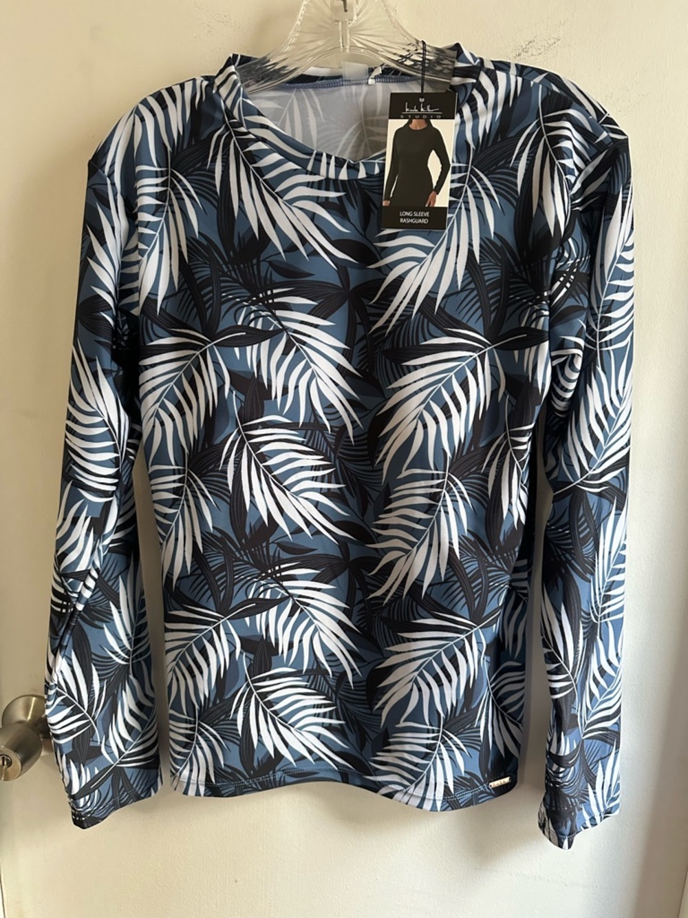 Nicole Miller Studio Rashguard Women’s Medium Blue Palm Print Long Sleeve